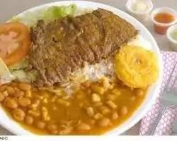 platos-típicos-ecuador-arroz-con-menestra