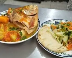 platos-típicos-ecuador-sopa-de-cachama